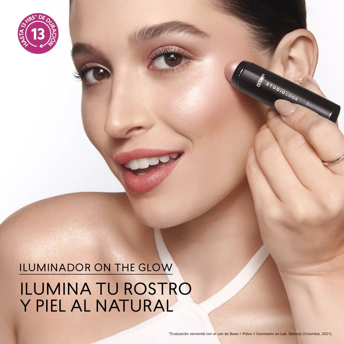 Iluminador On The Glow Studio Look