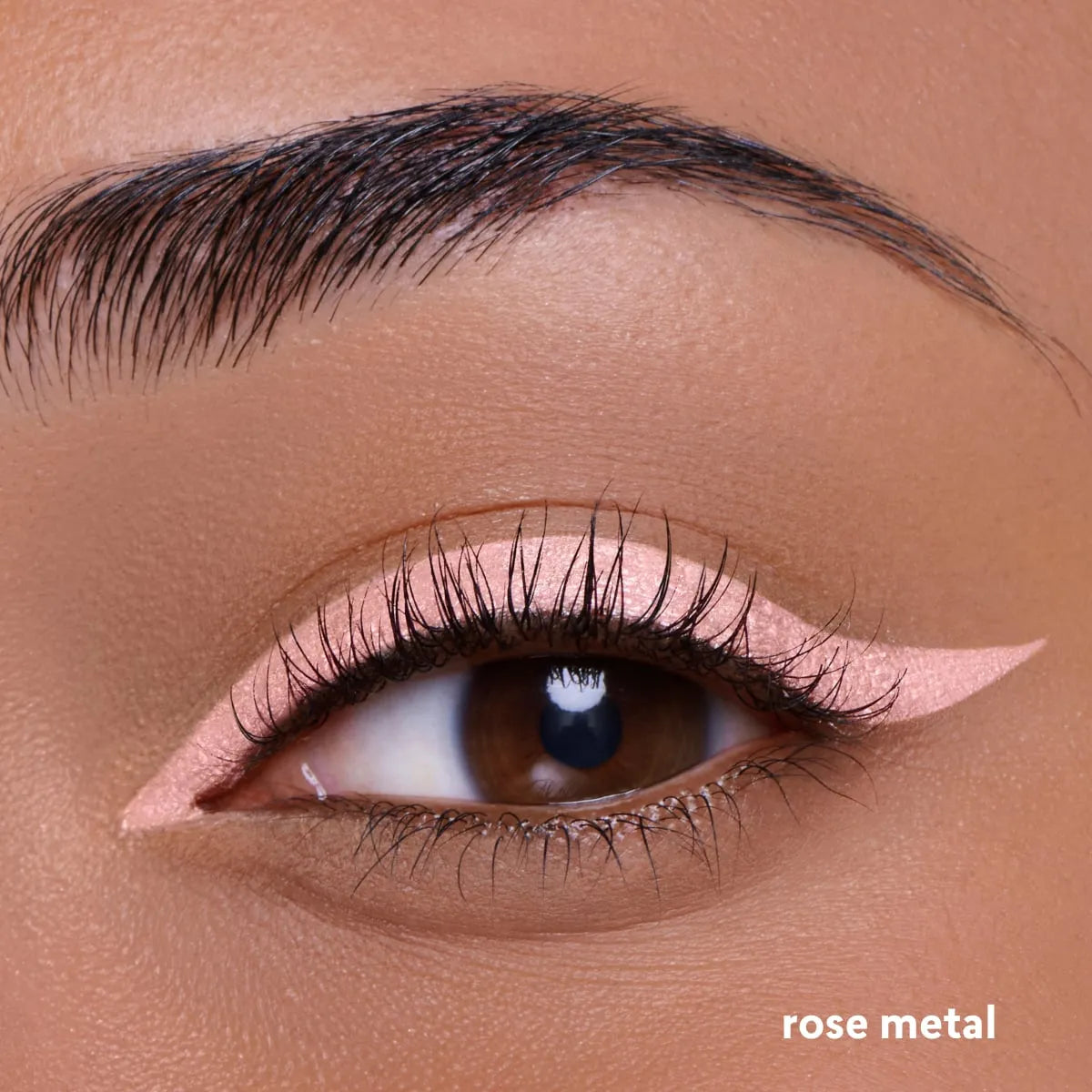 Lápiz Delineador de Ojos en Gel Studio Look
