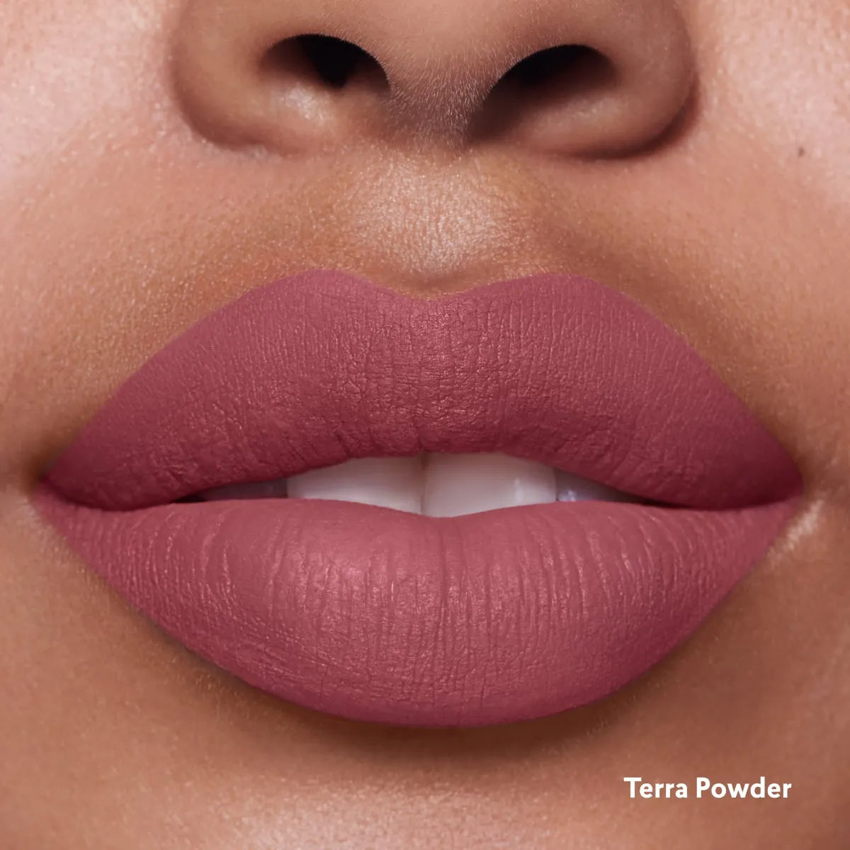 STUDIO LOOK VELVET LIPS
