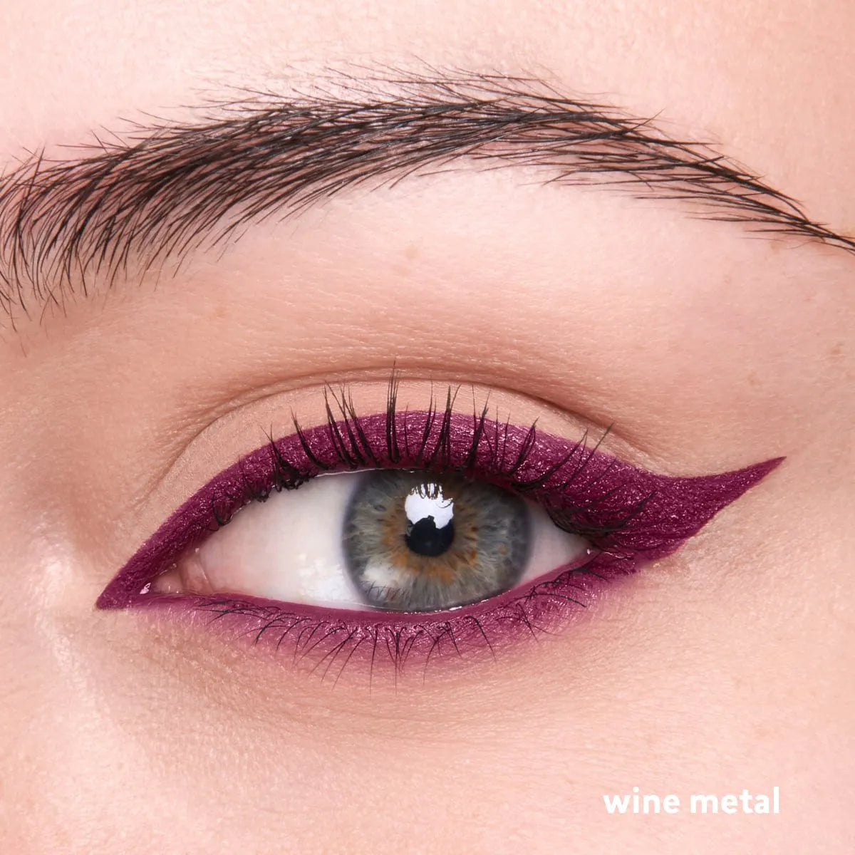 Lápiz Delineador de Ojos en Gel Studio Look